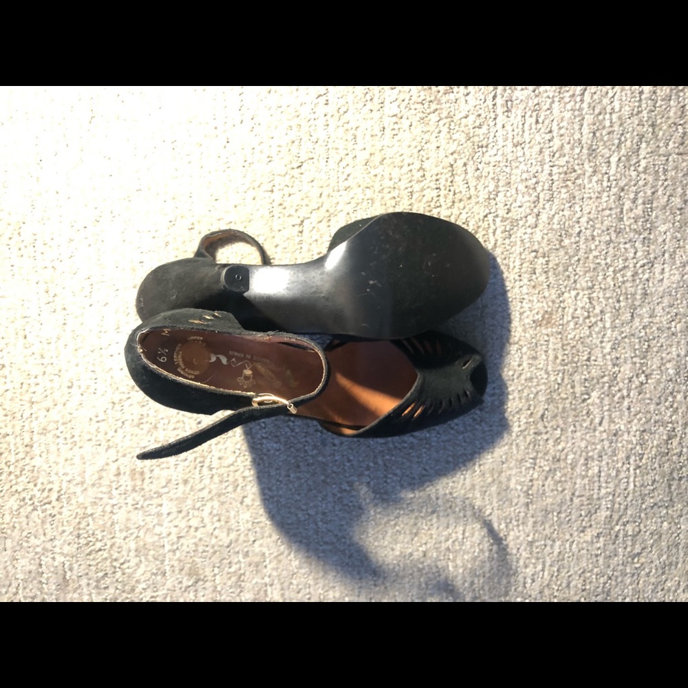 NINA Velvet Sandals - Picture 4 of 6